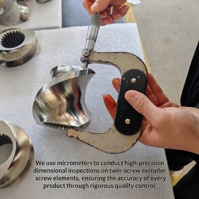 جودة  High Efficiency Mixing 30mm Bimetallic Twin Screw Elements for Durable Extruder Performance مصنع