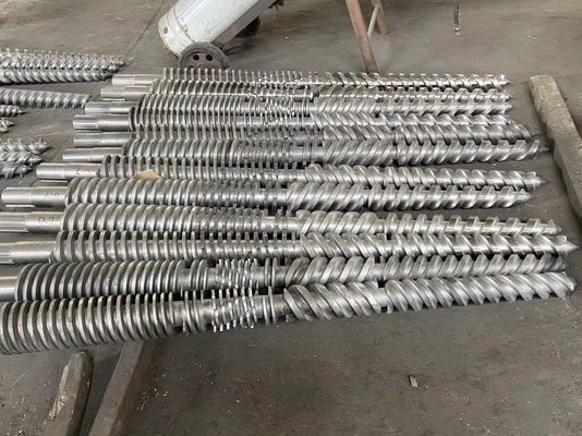 UPVC Pipe 65/132 برميل مخروطي مزدوج برغي مع طبقة ثنائية المعدن