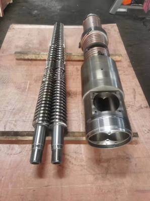 38CrMoAl برغي مزدوج مخروطي وبرميل 65/132 لملف الأنبوب PVC WPC Spc