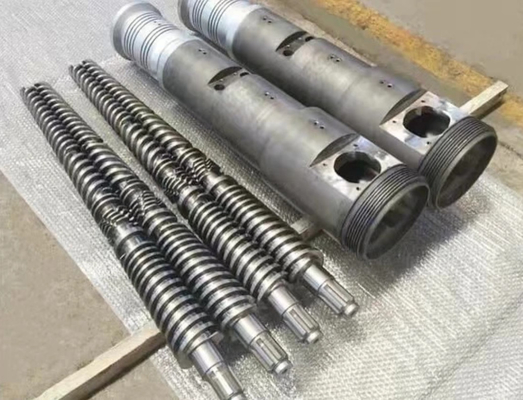 38CrMoAl برغي مزدوج مخروطي وبرميل 65/132 لملف الأنبوب PVC WPC Spc