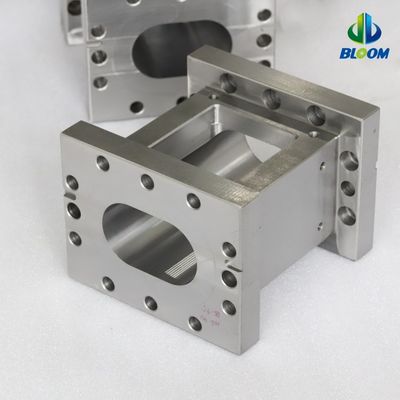 برميل مزدوج من سبيكة النيكل عالية القوة لمقاومة الارتداء في آلات التطويق البلاستيكية