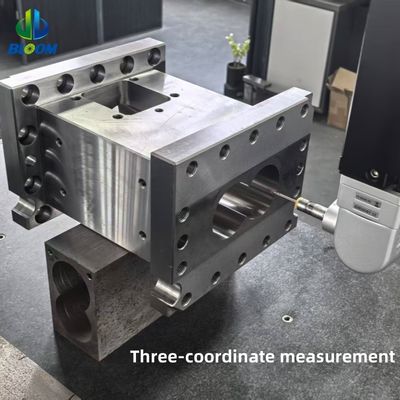 برميل مزدوج من سبيكة النيكل عالية القوة لمقاومة الارتداء في آلات التطويق البلاستيكية