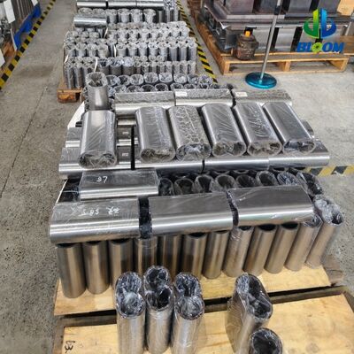 طلاء برميل مركب عالي الأداء من النيكل الكروم التونغستين للجهاز المزدوج المزدوج مع مقاومة درجة حرارة 600 درجة مئوية وقسوة HRC 58-62